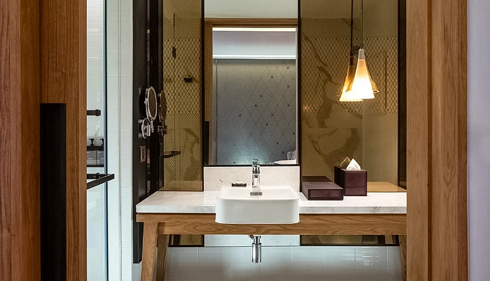 هتل هوم سوخومویت بانکوک